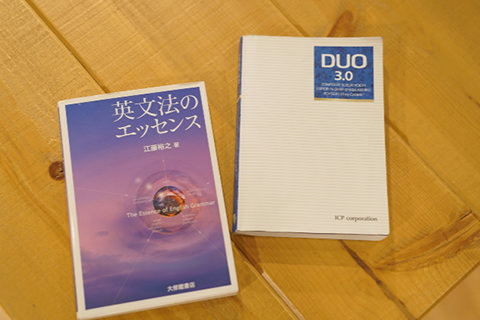 コーチが一番私の状況を知った上でアドバイスをしてくれるので、それに従いつつ、関先生の文法やTOEIC® L&R TEST対策に当たってのメンタル的な話を活用しました。